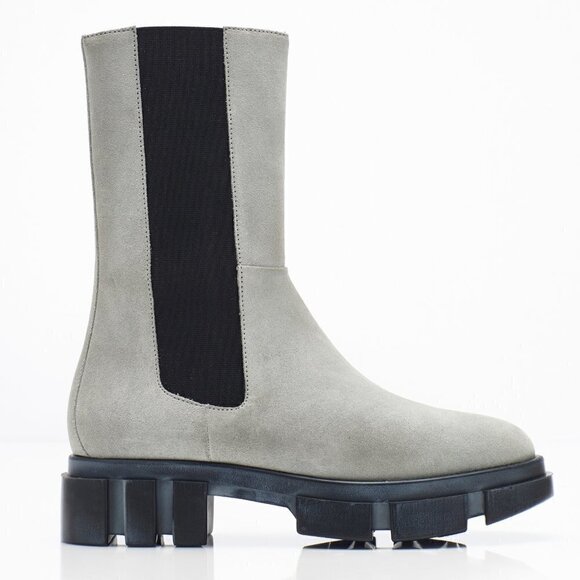 Free People Brooks Lug Sole Chelsea Boot / Mist NEW! 8.5 9 - Picture 3 of 9